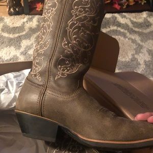 Size 8.5 Twisted X Cowboy Boots